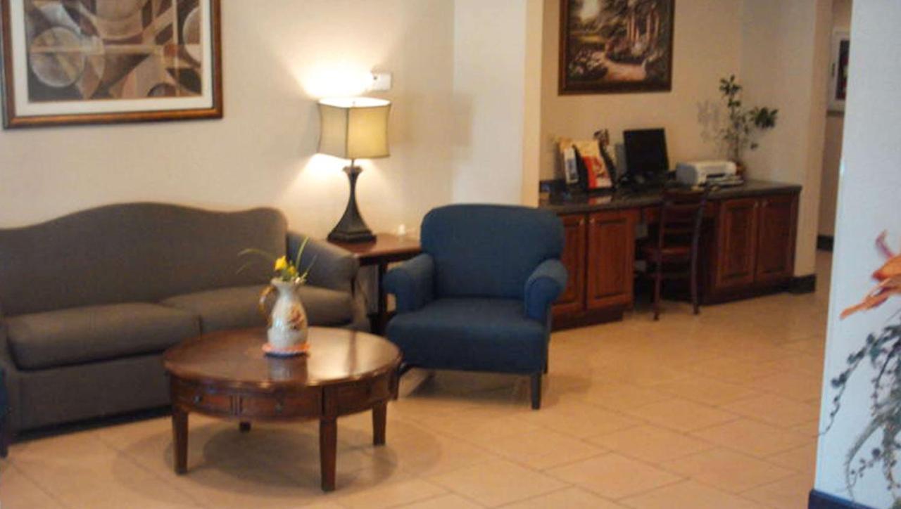 Western Motel Inn And Suites Hazelhurst Hazlehurst Dış mekan fotoğraf