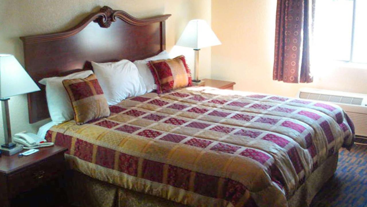 Western Motel Inn And Suites Hazelhurst Hazlehurst Dış mekan fotoğraf