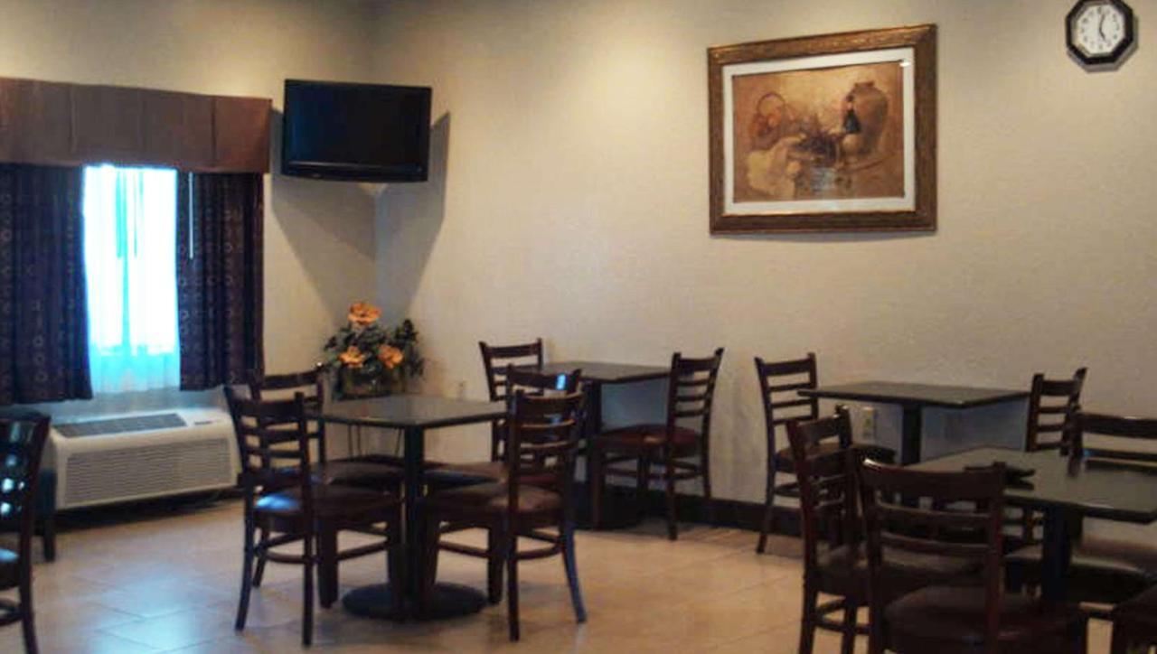 Western Motel Inn And Suites Hazelhurst Hazlehurst Dış mekan fotoğraf